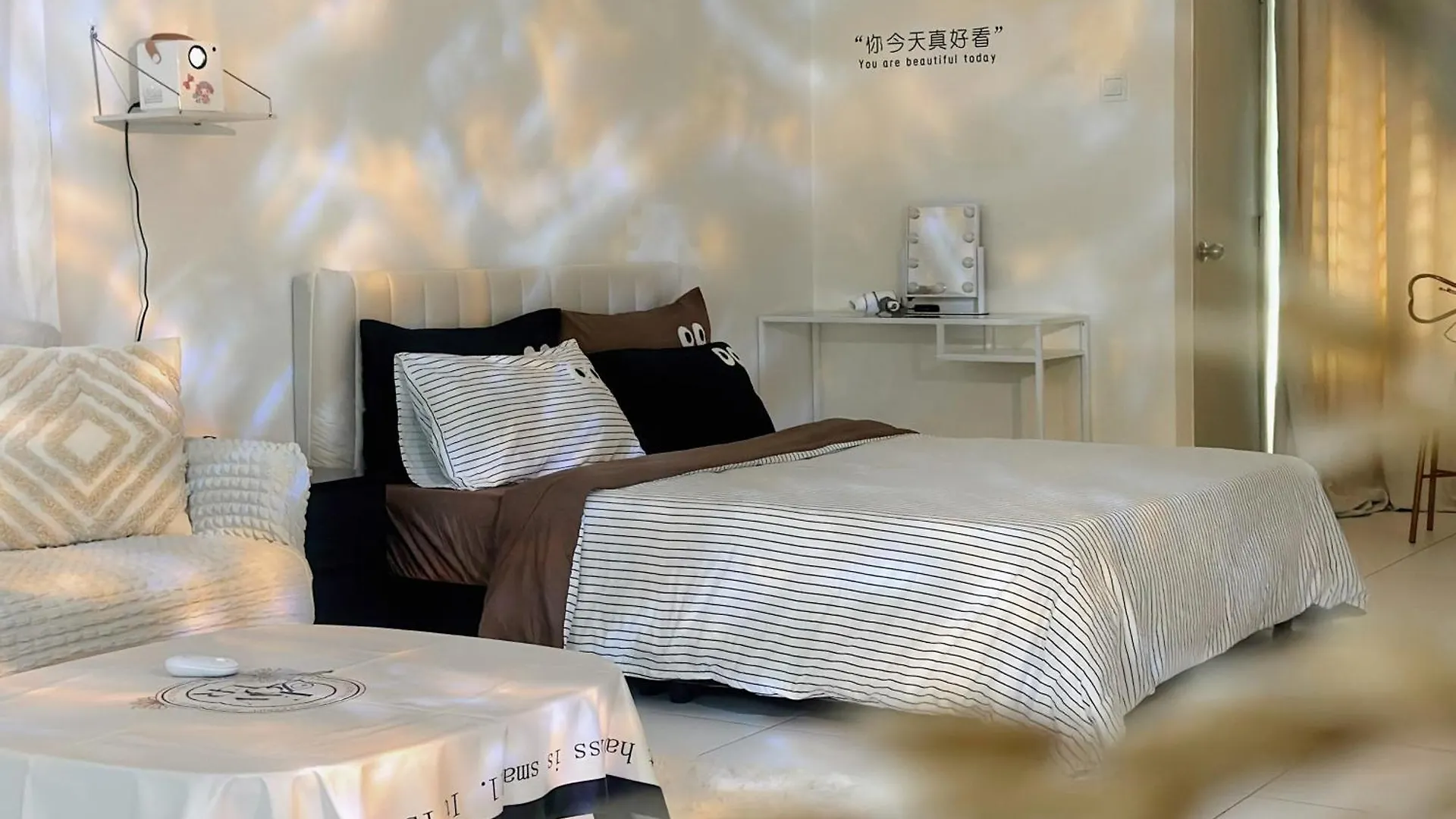 Apartman Studio At Akademiksuite Jb Mount Austin With Wifi Projector Pool Johor Bahru